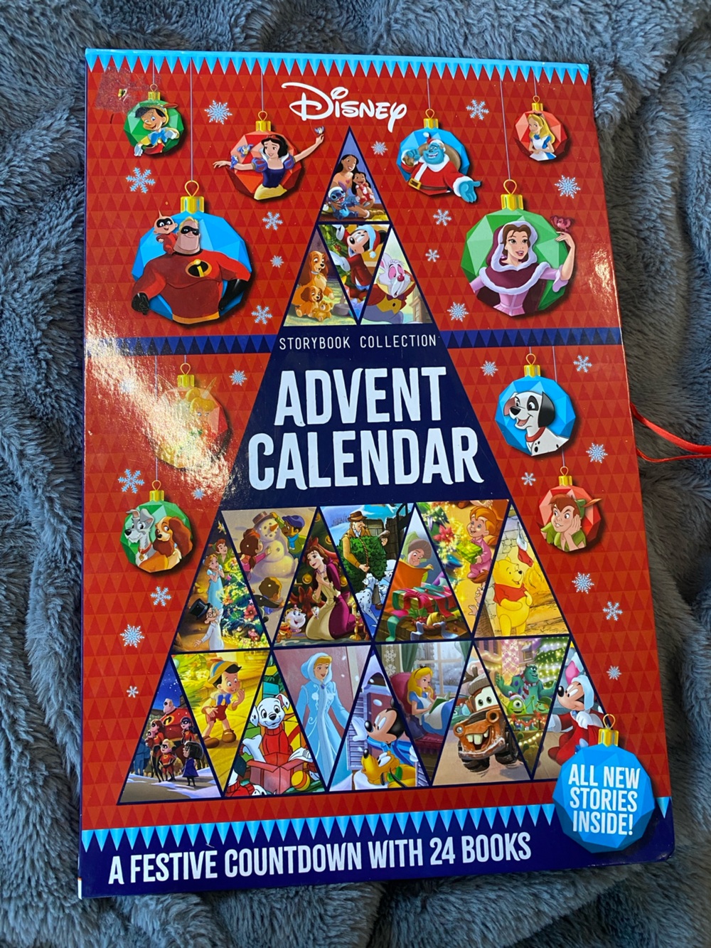 Disney Storybook Collection Advent Calendar – 22 Mini Books